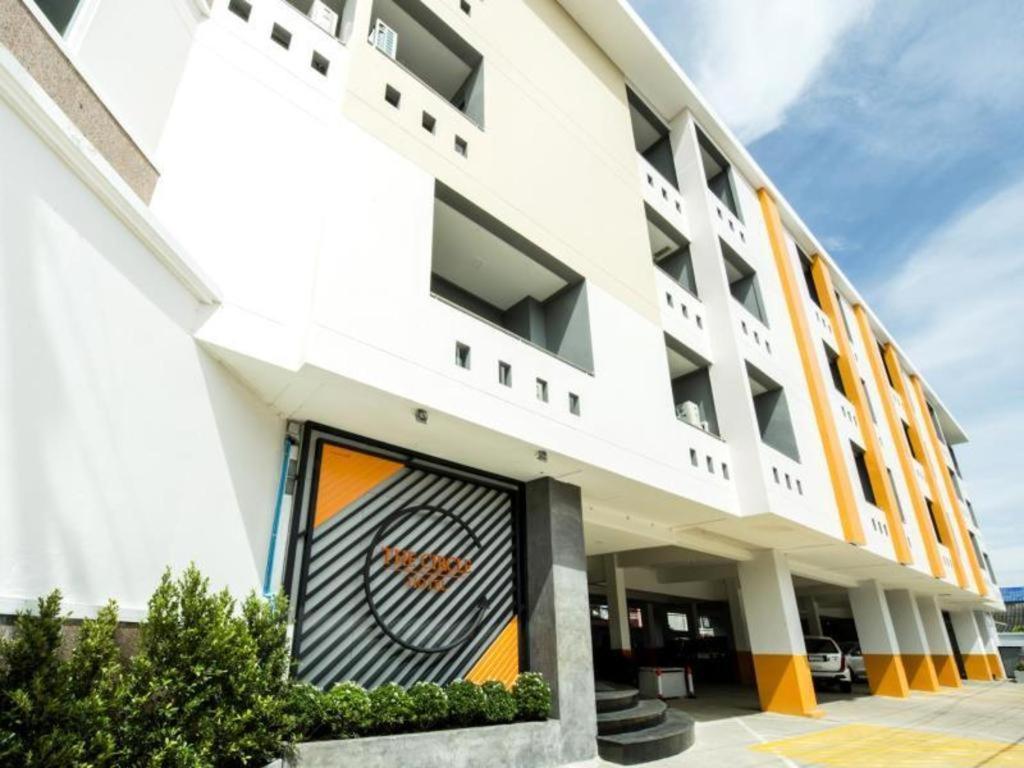 The Circle Hotel Buriram Dış mekan fotoğraf