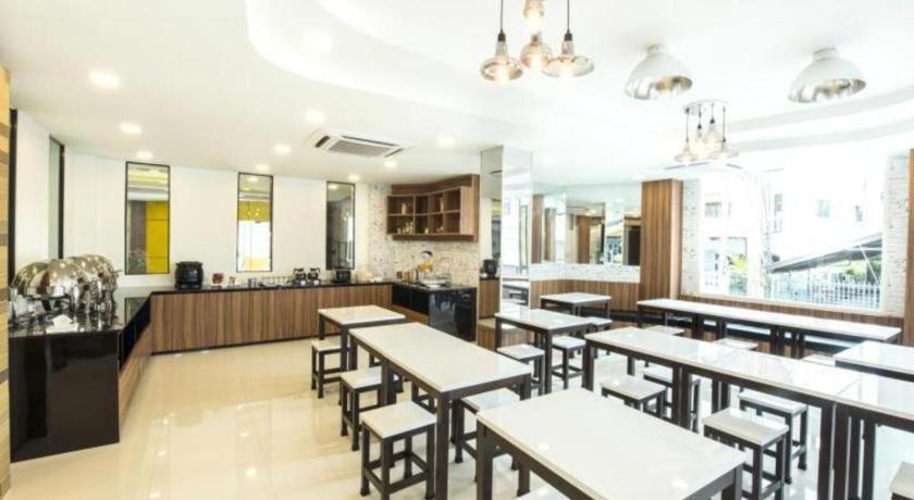 The Circle Hotel Buriram Dış mekan fotoğraf