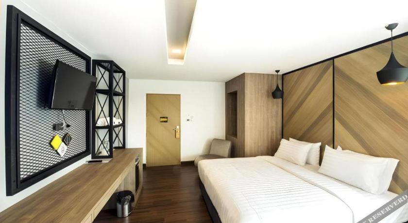 The Circle Hotel Buriram Dış mekan fotoğraf