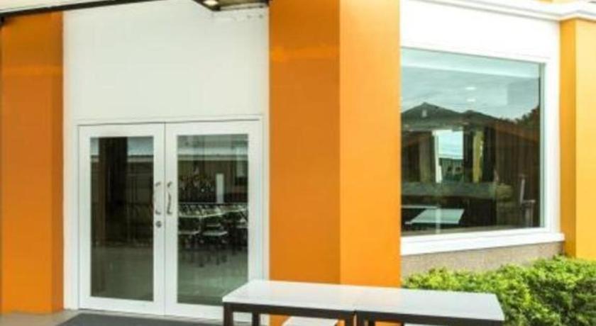 The Circle Hotel Buriram Dış mekan fotoğraf